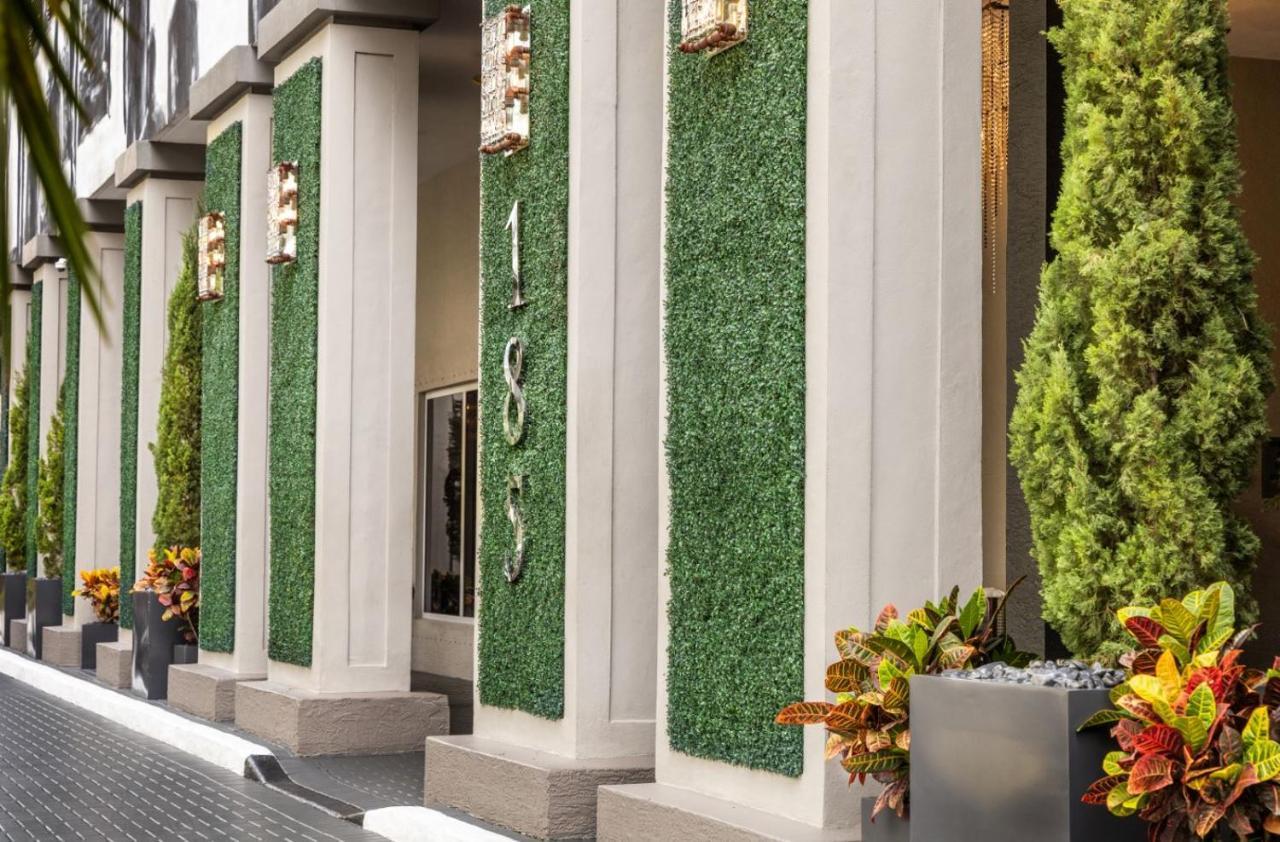 Fortune House Hotel Suites Miami Exterior photo
