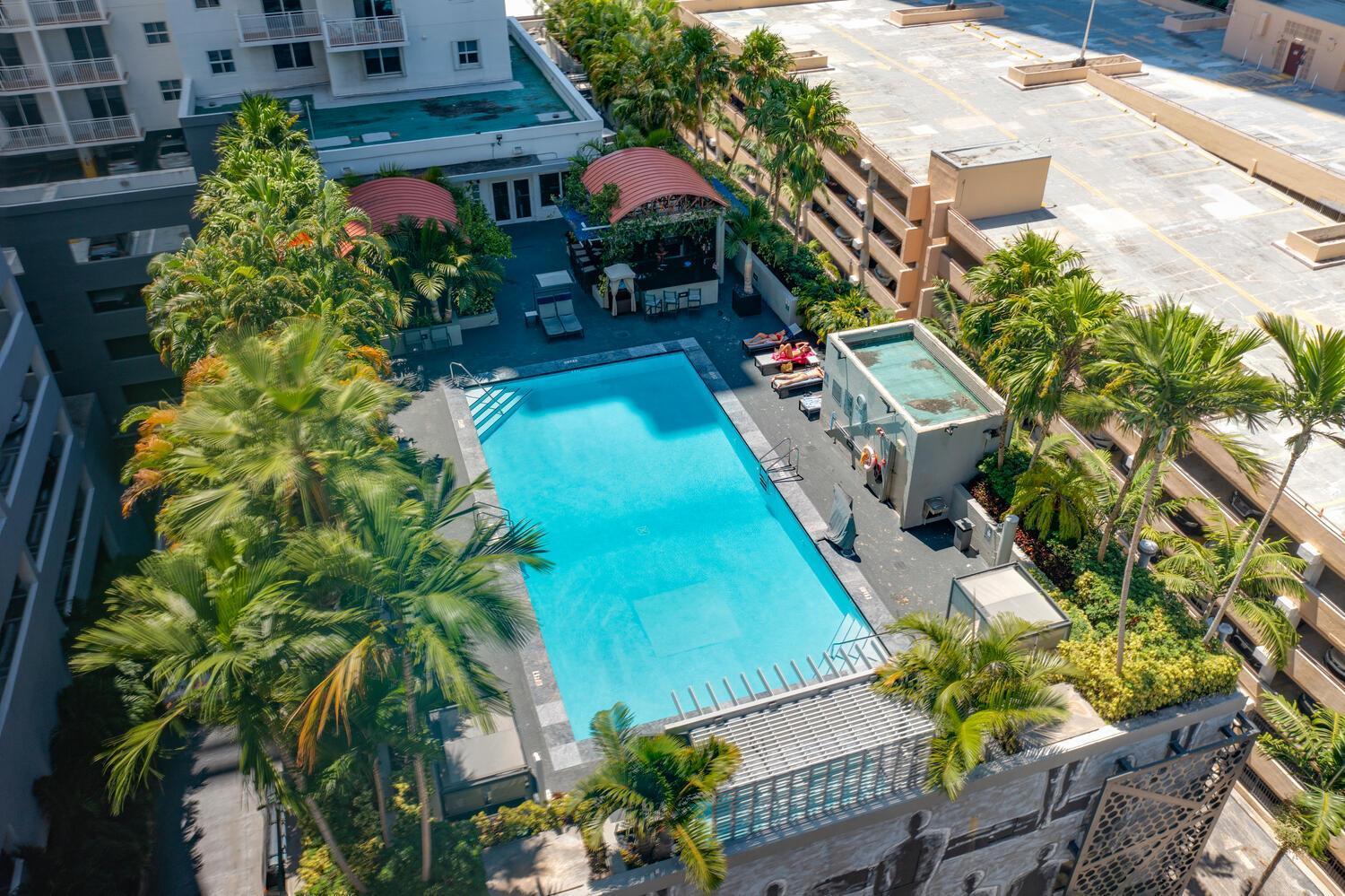 Fortune House Hotel Suites Miami Exterior photo