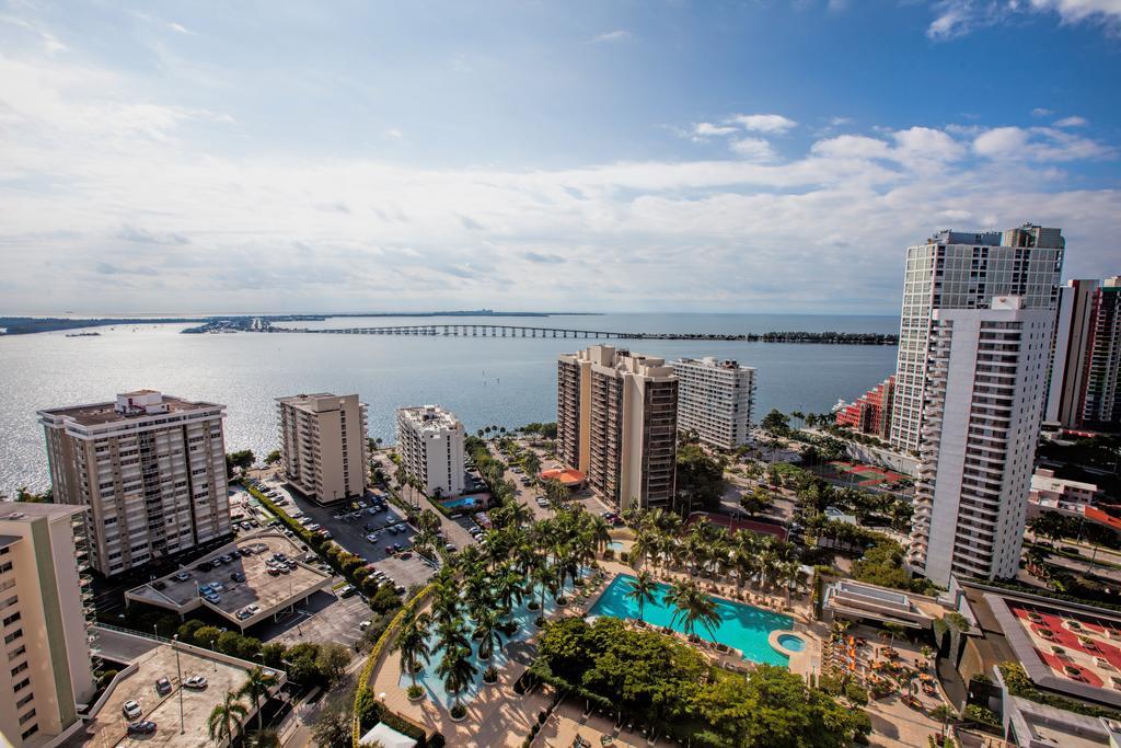 Fortune House Hotel Suites Miami Exterior photo