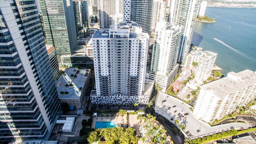 Fortune House Hotel Suites Miami Exterior photo